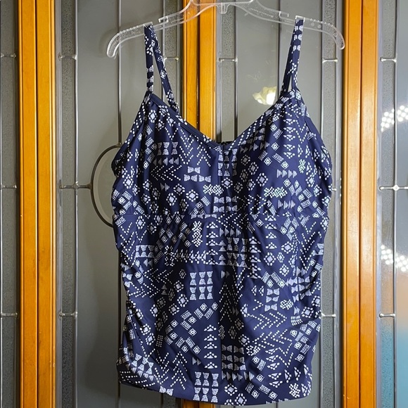 Kona Sol Other - 💋5/$25💋 Kona Sol Tankini Top NWT Size 20W